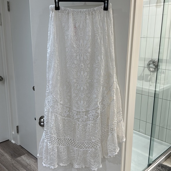 Temptation Positano lace crochet skirt or strapless dress BNWT size L white 🤍 - Picture 7 of 13
